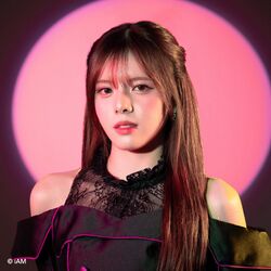2024年BNK48プロフィール Pitthayaporn Kiatthitinan 2.jpg