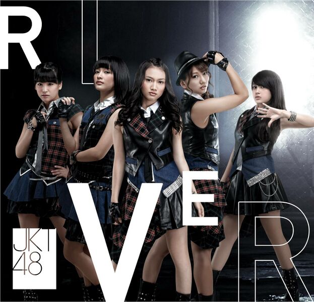 ファイル:JKT48 RIVER.jpg