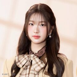 2025年BNK48プロフィール Niya 3.jpg