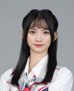 2020年AKB48 Team TPプロフィール 袁子筑 2.jpg
