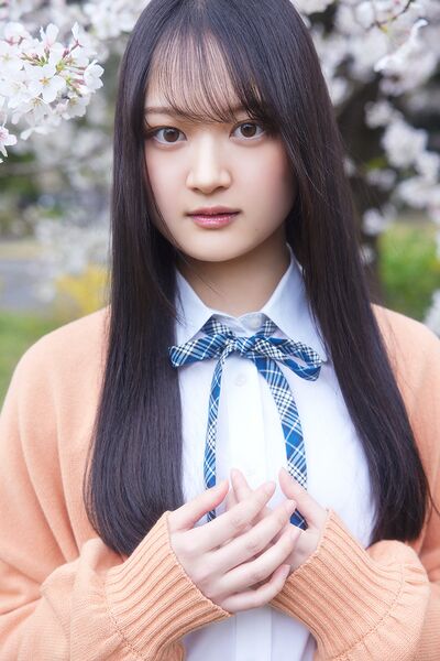 ファイル:2025年櫻坂46プロフィール 目黒陽色.jpg