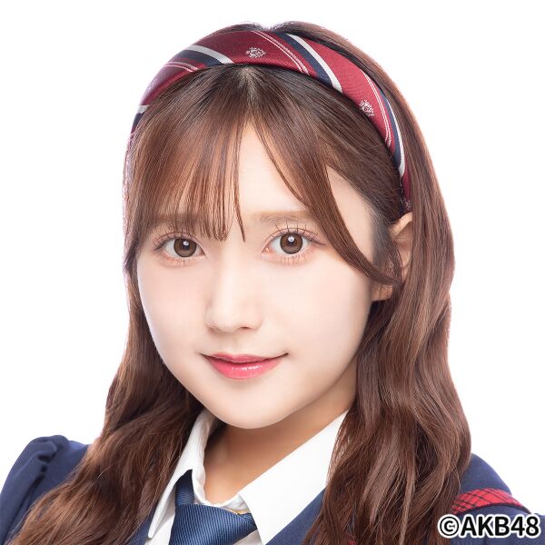 ファイル:2024年AKB48プロフィール 鈴木くるみ 2.jpg