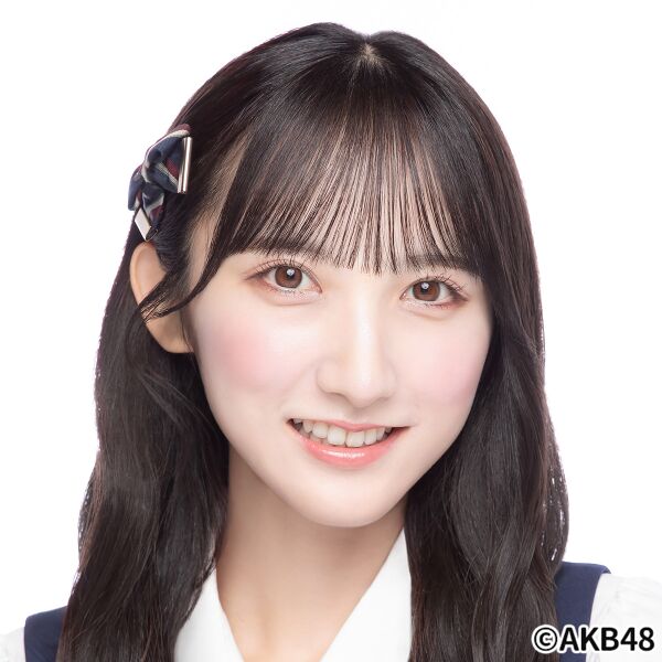 ファイル:2024年AKB48プロフィール 長友彩海 2.jpg