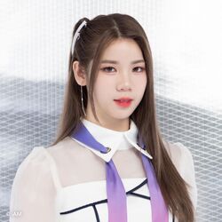 2024年BNK48プロフィール Nunthapak Kittirattanaviwat.jpg