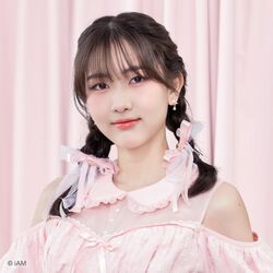 2025年BNK48プロフィール Neen 2.jpg