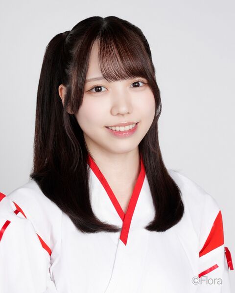 ファイル:2025年NGT48プロフィール 吉原愛里衣.jpg