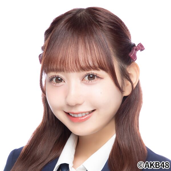 ファイル:2024年AKB48プロフィール 大盛真歩 2.jpg