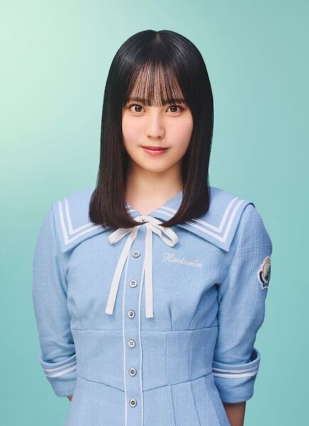 ファイル:2025年日向坂46プロフィール 松尾桜 2.jpg