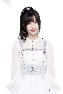 2020年AKB48 Team SHプロフィール 叶知恩 2.jpg