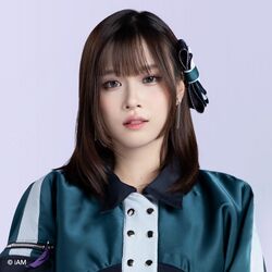 2025年BNK48プロフィール L.jpg
