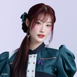2025年BNK48プロフィール Peak.jpg