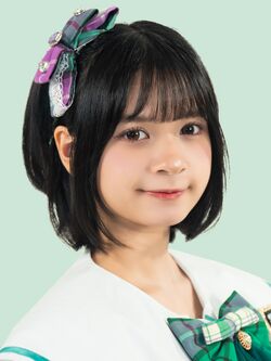 2025年KLP48プロフィール Salwa 2.jpg