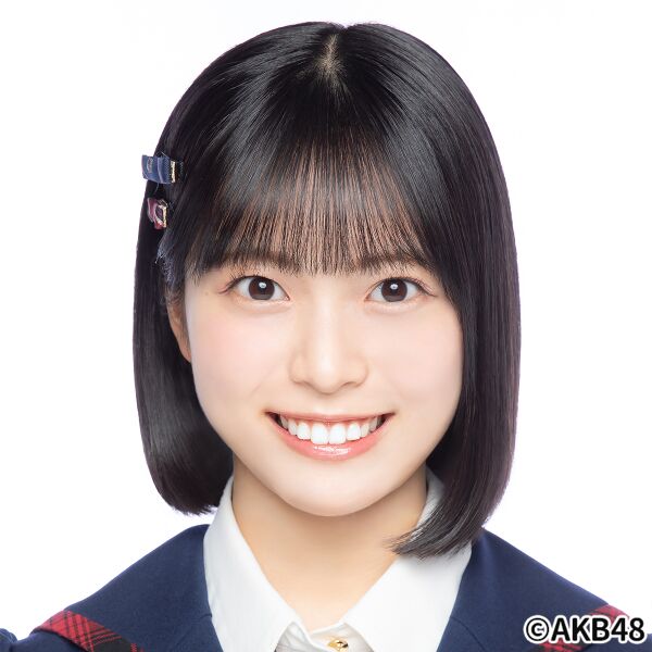 ファイル:2025年AKB48プロフィール 新井彩永.jpg