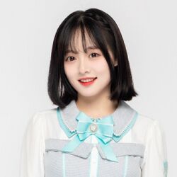 2022年AKB48 Team SHプロフィール 彭露萱 3.jpg
