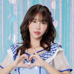 2023年BNK48プロフィール Jidrapha Chamchooy 3.jpg