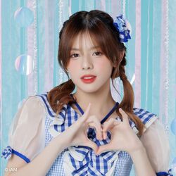 2023年BNK48プロフィール Pitthayaporn Kiatthitinan 3.jpg