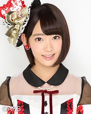 2015年AKB48プロフィール 宮脇咲良.jpg