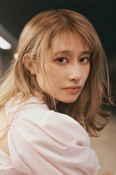 ファイル:2025年乃木坂46合同会社プロフィール 桜井玲香.jpg