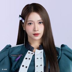 2025年BNK48プロフィール Hoop.jpg