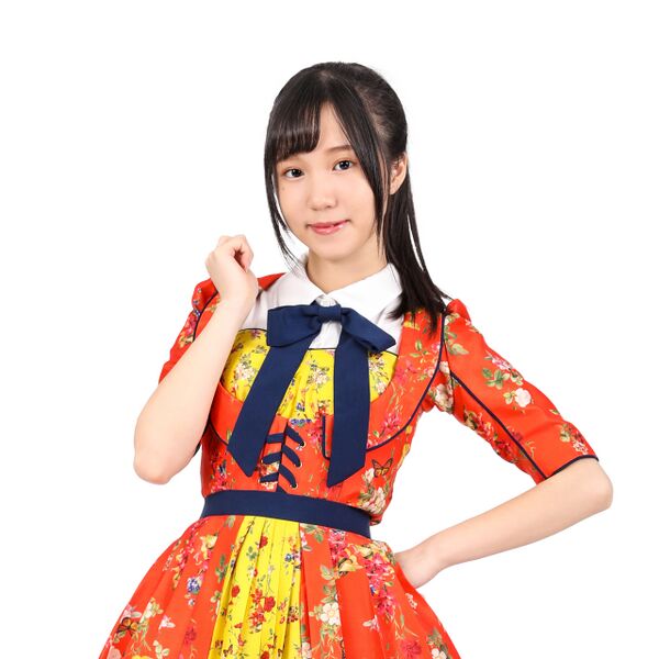 ファイル:2019年AKB48 Team TPプロフィール 劉曉晴 1.jpg
