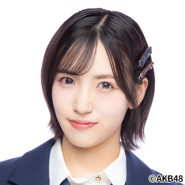 ファイル:2024年AKB48プロフィール 下尾みう 2.jpg