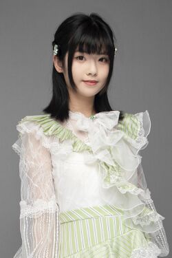 2023年AKB48 Team SHプロフィール 杜昕懿.jpg