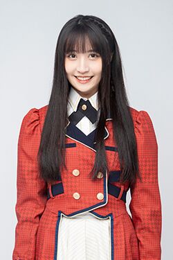 2021年AKB48 Team SHプロフィール 张倩霏.jpg