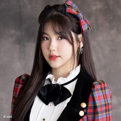 2023年BNK48プロフィール Chanikhan Busadee 4.jpg