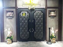 HKT48劇場 入口.jpg