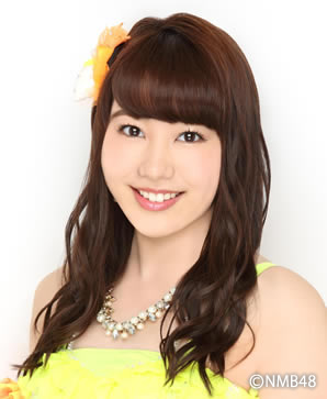 ファイル:2015年NMB48プロフィール 門脇佳奈子.jpg
