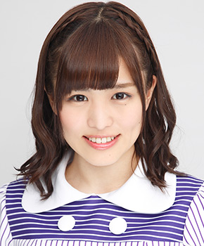 ファイル:2015年乃木坂46プロフィール 伊藤かりん 2.jpg