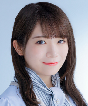 ファイル:2021年乃木坂46プロフィール 秋元真夏.jpg