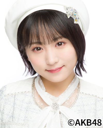 ファイル:2022年AKB48プロフィール 坂口渚沙.jpg