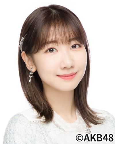 ファイル:2022年AKB48プロフィール 柏木由紀.jpg