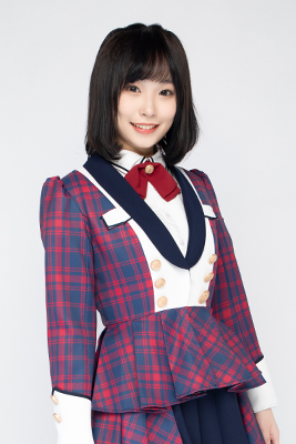 ファイル:2021年AKB48 Team SHプロフィール 朱景晨 3.jpg