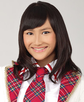 ファイル:2012年JKT48プロフィール Frieska Anastasia Laksani 0.jpg