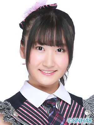 ファイル:2015年SNH48プロフィール 赵晔.jpg