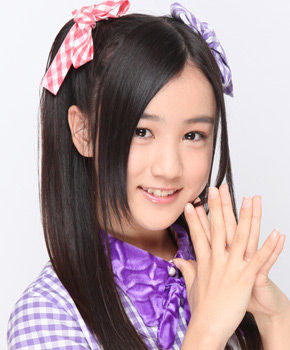 ファイル:2012年乃木坂46プロフィール 星野みなみ.jpg