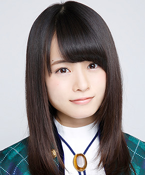 ファイル:2014年乃木坂46プロフィール 山崎怜奈 3.jpg