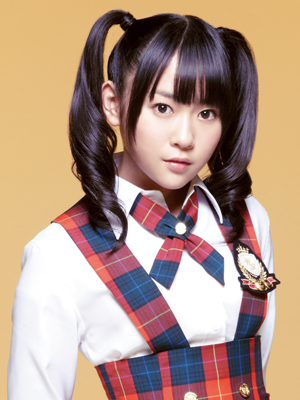 ファイル:渡り廊下走り隊 ギュッ 多田愛佳.jpg