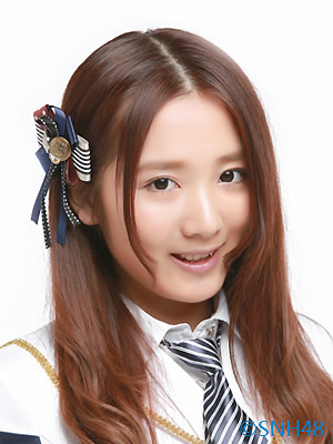 ファイル:2014年SNH48プロフィール 陈佳莹.jpg