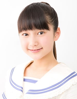 ファイル:2017年AKB48プロフィール 鈴木くるみ.jpg