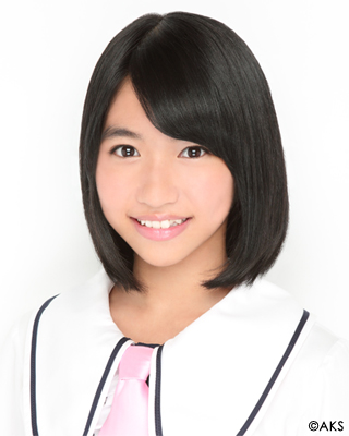 ファイル:2013年HKT48プロフィール 山下エミリー.jpg