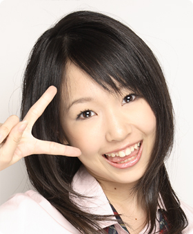 ファイル:2007年AKB48プロフィール 佐藤夏希.jpg