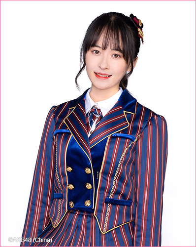 ファイル:2019年AKB48 Team SHプロフィール 董芳池.jpg