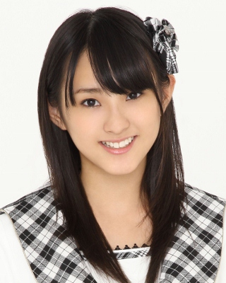 ファイル:2011年HKT48プロフィール 植木南央.jpg