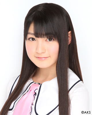 ファイル:2013年HKT48プロフィール 神志那結衣.jpg
