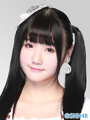 ファイル:2015年SNH48プロフィール 李清扬 3.jpg