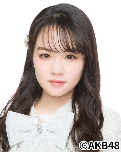 ファイル:2022年AKB48プロフィール 上見天乃.jpg