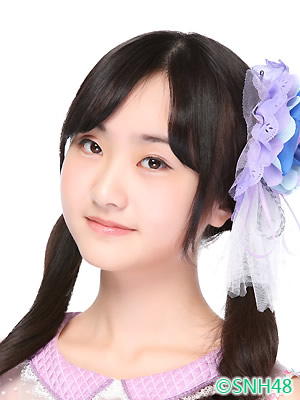 ファイル:2016年SNH48プロフィール 宋思娴.jpg